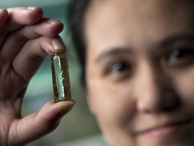 &Mu;&pi;&alpha;&tau;&alpha;&rho;ί&epsilon;&sigmaf; &lambda;&iota;&theta;ί&omicron;&upsilon; &mu;&epsilon; &alpha;&pi;&epsilon;&rho;&iota;ό&rho;&iota;&sigma;&tau;&omicron;&upsilon;&sigmaf; &kappa;ύ&kappa;&lambda;&omicron;&upsilon;&sigmaf; &phi;ό&rho;&tau;&iota;&sigma;&eta;&sigmaf;